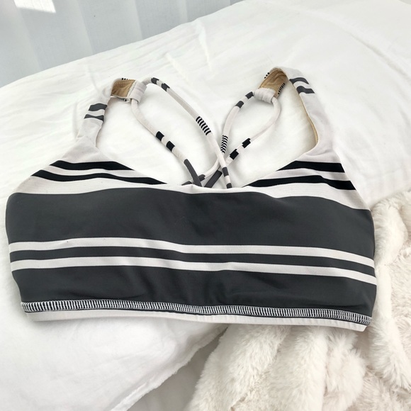 lululemon athletica Other - Lululemon Free To Be sports bra